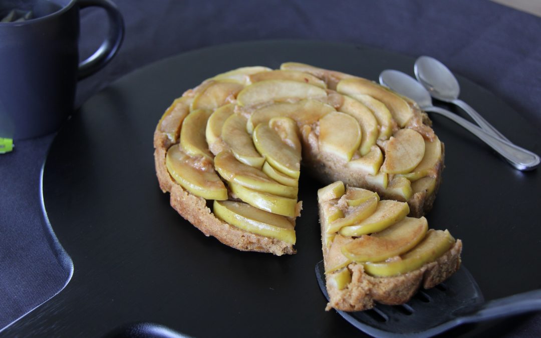 Plant-based Apple Teacake