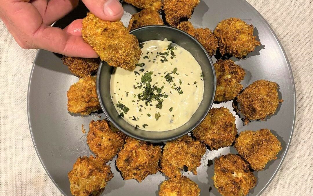 Cauliflower Bites with a Blue Cheese Dipping Sauce